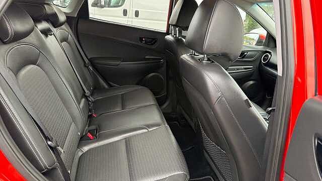 Hyundai KONA 1.6 GDi Hybrid Premium SE 5dr DCT Hybrid Hatchback Orange