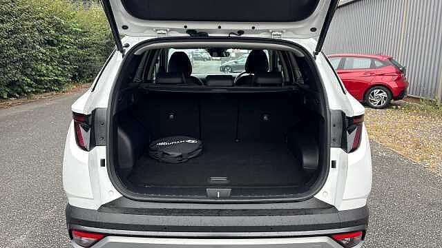 Hyundai TUCSON 1.6T Plug-in Hybrid Premium 5dr 4WD Auto Estate Serenity White - Pearl