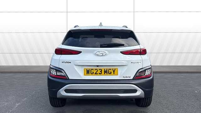 Hyundai KONA 1.6 GDi Hybrid Ultimate 5dr DCT Hybrid Hatchback White