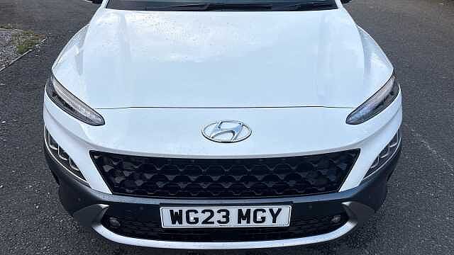 Hyundai KONA 1.6 GDi Hybrid Ultimate 5dr DCT Hybrid Hatchback White