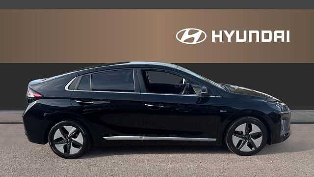 Hyundai IONIQ 1.6 GDi Hybrid Premium SE 5dr DCT Hybrid Hatchback Black