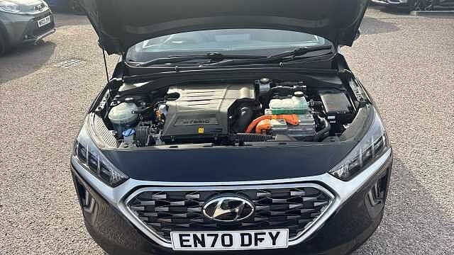 Hyundai IONIQ 1.6 GDi Hybrid Premium SE 5dr DCT Hybrid Hatchback Black