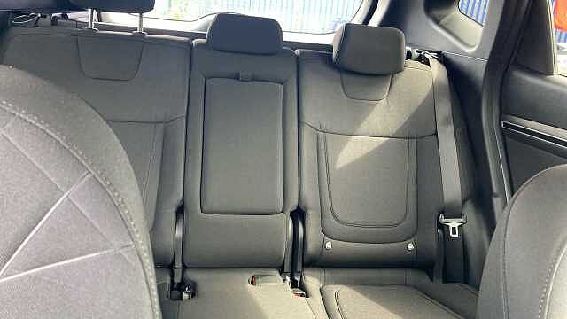 Hyundai TUCSON 1.6 TGDi 48V MHD SE Connect 5dr 2WD DCT Petrol Estate Brown