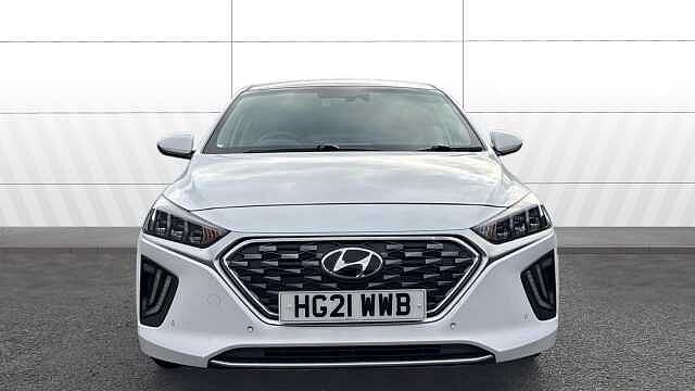 Hyundai IONIQ 1.6 GDi Plug-in Hybrid Premium SE 5dr DCT Hatchback