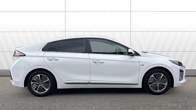 Hyundai IONIQ 1.6 GDi Plug-in Hybrid Premium SE 5dr DCT Hatchback