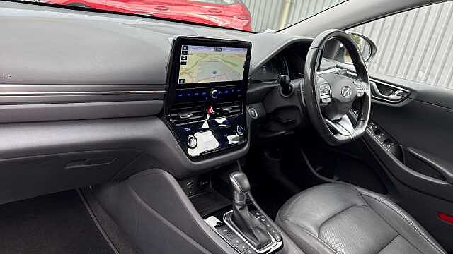 Hyundai IONIQ 1.6 GDi Plug-in Hybrid Premium SE 5dr DCT Hatchback