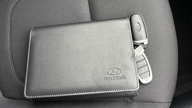 Hyundai TUCSON 1.6 TGDi 48V MHD Premium 5dr 2WD DCT Petrol Estate Red