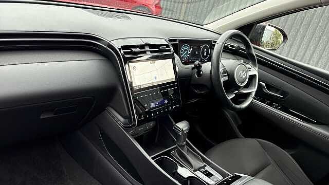 Hyundai TUCSON 1.6 TGDi 48V MHD Premium 5dr 2WD DCT Petrol Estate Red