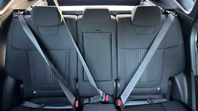 Hyundai TUCSON 1.6 TGDi Hybrid 230 SE Connect 5dr 2WD Auto Hybrid Estate Red