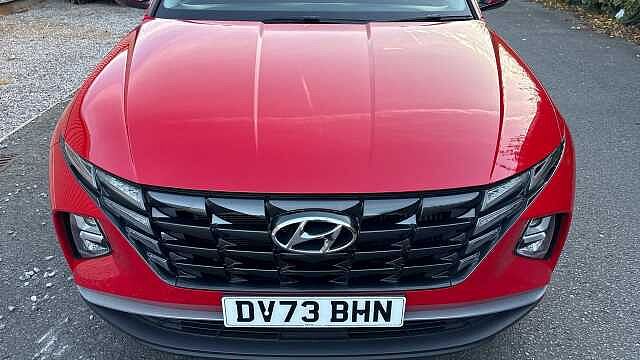 Hyundai TUCSON 1.6 TGDi Hybrid 230 SE Connect 5dr 2WD Auto Hybrid Estate Red