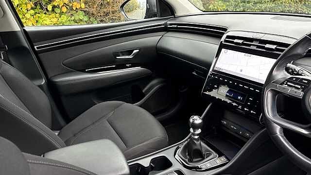 Hyundai TUCSON 1.6 TGDi Premium 5dr 2WD Petrol Estate Black