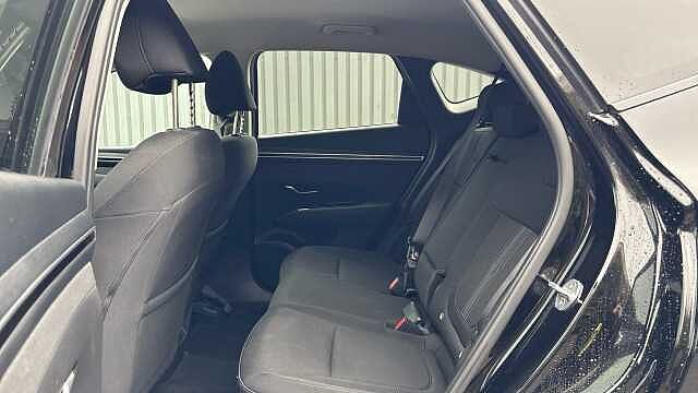 Hyundai TUCSON 1.6 TGDi Premium 5dr 2WD Petrol Estate Black