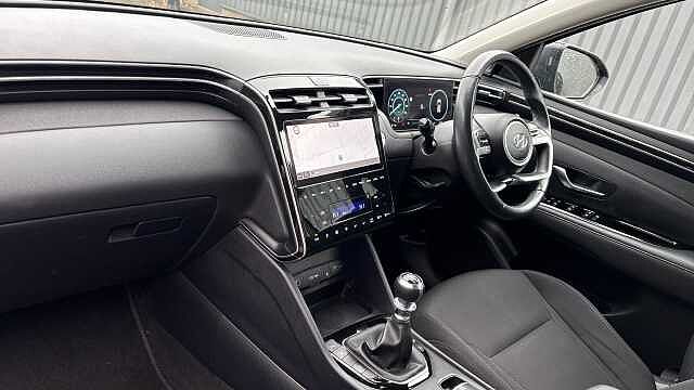 Hyundai TUCSON 1.6 TGDi Premium 5dr 2WD Petrol Estate Black