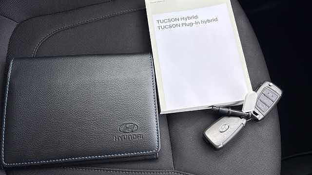 Hyundai TUCSON 1.6 TGDi Hybrid 230 SE Connect 5dr 2WD Auto Hybrid Estate Grey