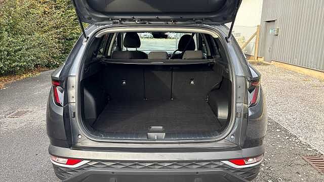 Hyundai TUCSON 1.6 TGDi Hybrid 230 SE Connect 5dr 2WD Auto Hybrid Estate Grey