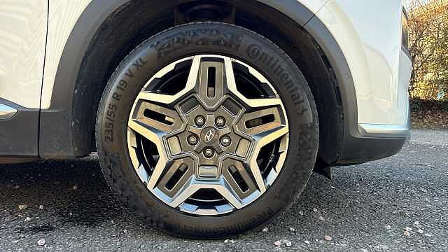 Hyundai SANTA FE 1.6 TGDi Plug-in Hybrid Ultimate 5dr 4WD Auto Estate