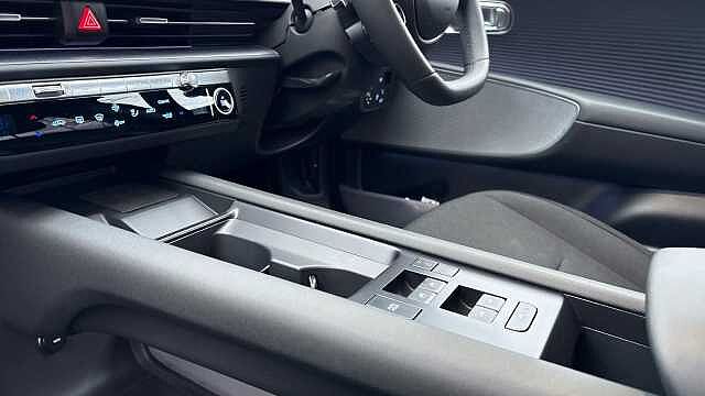 Hyundai IONIQ 6 168kW Premium 77kWh 4dr Auto Electric Saloon