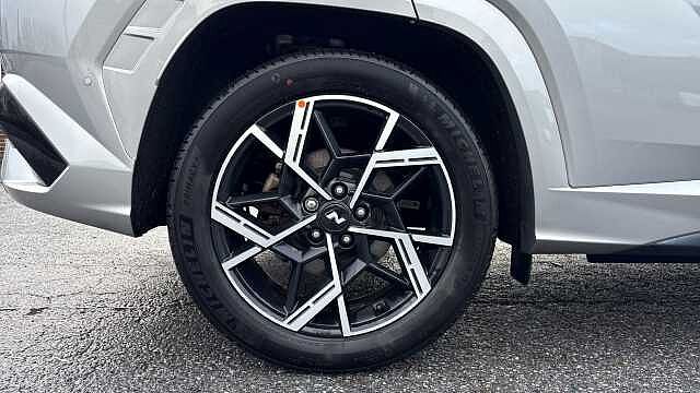 Hyundai TUCSON 1.6T Plug-in Hybrid N Line S 5dr Auto Estate Shimmering Silver - Metallic