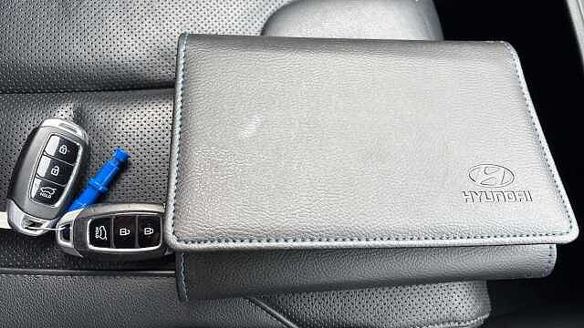 Hyundai SANTA FE 2.2 CRDi Premium 5dr Auto Diesel Estate