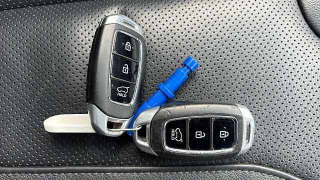 Hyundai SANTA FE 2.2 CRDi Premium 5dr Auto Diesel Estate