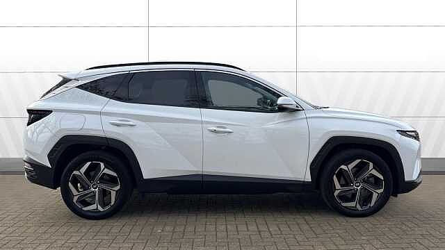 Hyundai TUCSON 1.6 TGDi Plug-in Hybrid Premium 5dr 4WD Auto Estate White