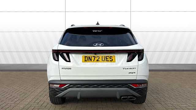 Hyundai TUCSON 1.6 TGDi Plug-in Hybrid Premium 5dr 4WD Auto Estate White
