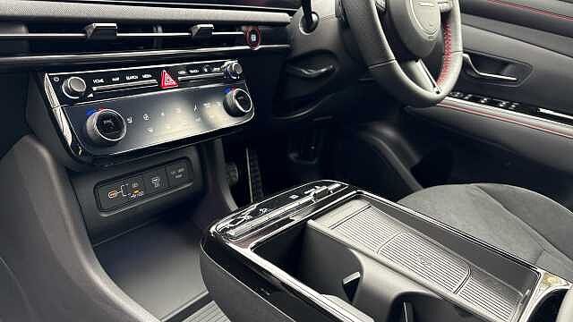 Hyundai TUCSON 1.6T 239 Hybrid N Line 5dr Auto Hybrid Estate White