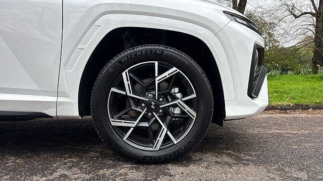 Hyundai TUCSON 1.6T 239 Hybrid N Line 5dr Auto Hybrid Estate White