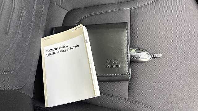 Hyundai TUCSON 1.6T 239 Hybrid Black Line 5dr Auto Hybrid Estate Pearl - Ecotronic Grey