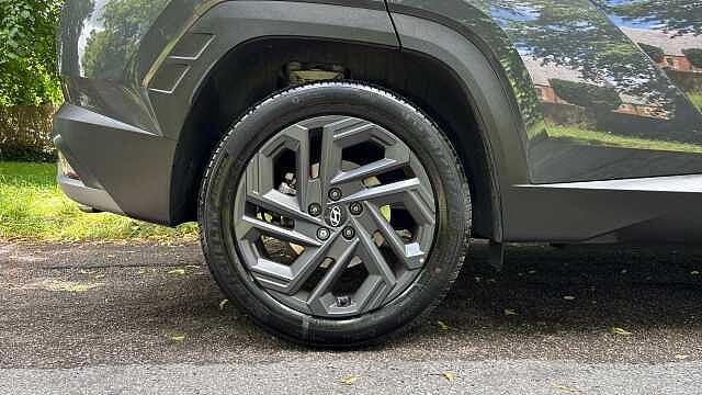 Hyundai TUCSON 1.6T 239 Hybrid Black Line 5dr Auto Hybrid Estate Pearl - Ecotronic Grey