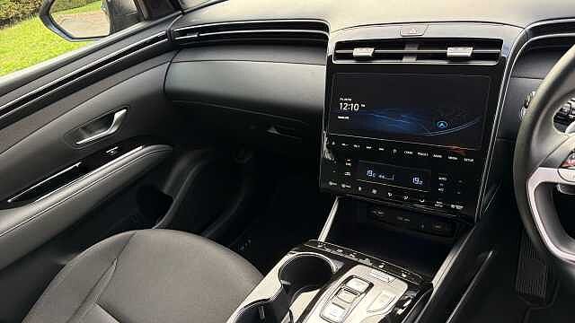 Hyundai TUCSON 1.6 TGDi Hybrid 230 Premium 5dr 2WD Auto Hybrid Estate Grey