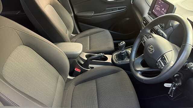 Hyundai KONA 1.0 TGDi 48V MHEV SE Connect 5dr Petrol Hatchback