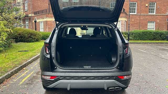 Hyundai TUCSON 1.6 TGDi Hybrid 230 Premium 5dr 2WD Auto Hybrid Estate Black