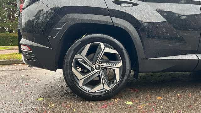 Hyundai TUCSON 1.6 TGDi Hybrid 230 Premium 5dr 2WD Auto Hybrid Estate Black