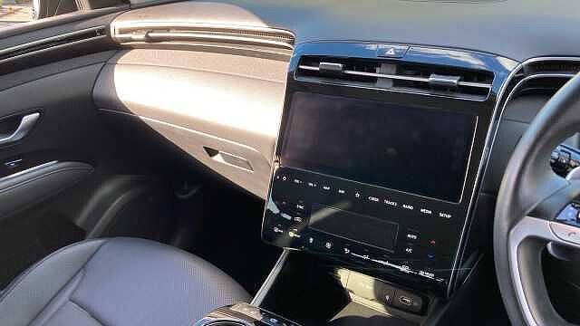 Hyundai TUCSON 1.6 TGDi Hybrid 230 Ultimate 5dr 2WD Auto Hybrid Estate Black