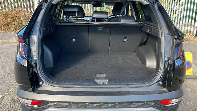 Hyundai TUCSON 1.6 TGDi Hybrid 230 Ultimate 5dr 2WD Auto Hybrid Estate Black