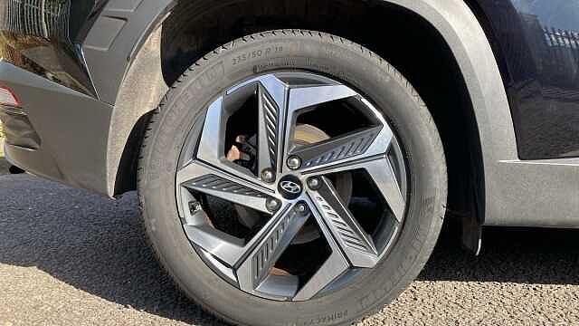 Hyundai TUCSON 1.6 TGDi Hybrid 230 Ultimate 5dr 2WD Auto Hybrid Estate Black