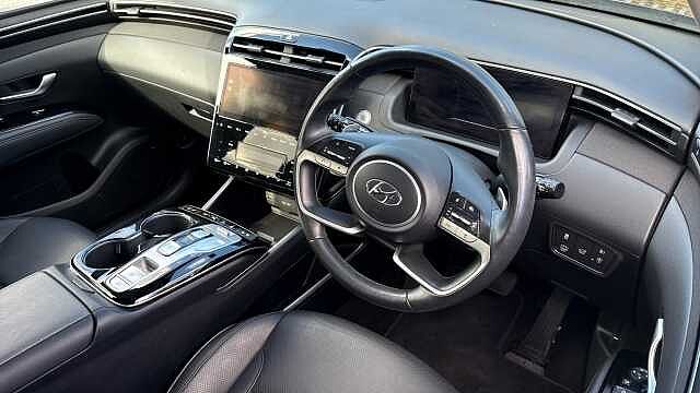 Hyundai TUCSON 1.6 TGDi Hybrid 230 Ultimate 5dr 2WD Auto Hybrid Estate Black