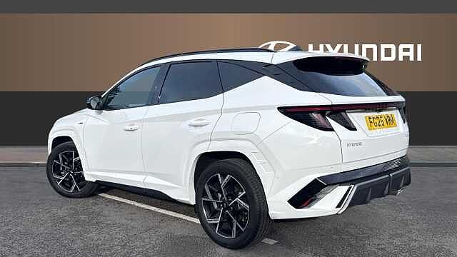 Hyundai TUCSON 1.6T 48V MHD N Line S 5dr DCT Petrol Estate White