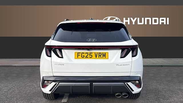 Hyundai TUCSON 1.6T 48V MHD N Line S 5dr DCT Petrol Estate White