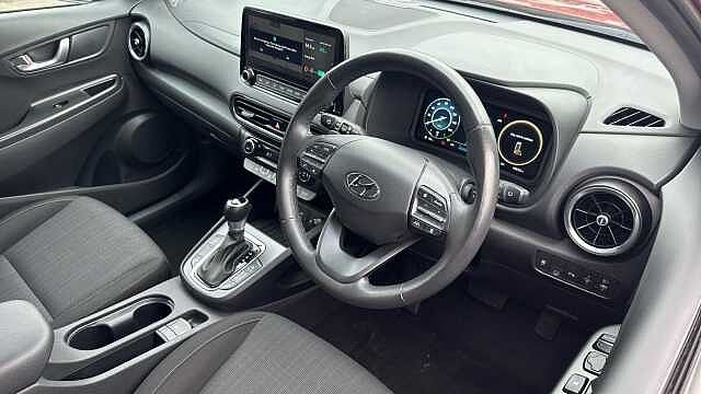 Hyundai KONA 1.6 GDi Hybrid Premium 5dr DCT Hybrid Hatchback Red