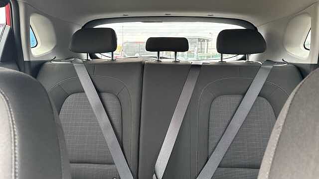 Hyundai KONA 1.6 GDi Hybrid Premium 5dr DCT Hybrid Hatchback Red