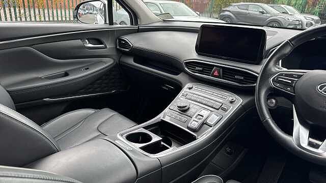 Hyundai SANTA FE 1.6 TGDi Hybrid Ultimate 5dr Auto Hybrid Estate Silver