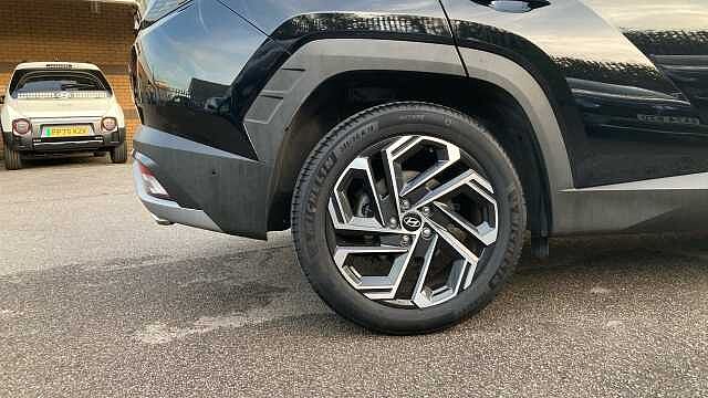 Hyundai TUCSON 1.6T Hybrid Ultimate 5dr Auto Hybrid Estate Black