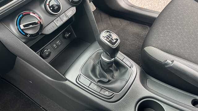 Hyundai KONA 1.0T GDi Blue Drive SE 5dr Petrol Hatchback