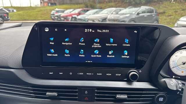 Hyundai BAYON 1.0 TGDi [90] Tech Line 5dr DCT Petrol Hatchback Vibrant Blue - Pearl