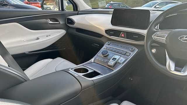 Hyundai SANTA FE 1.6 TGDi Hybrid Ultimate 5dr 4WD Auto Hybrid Estate
