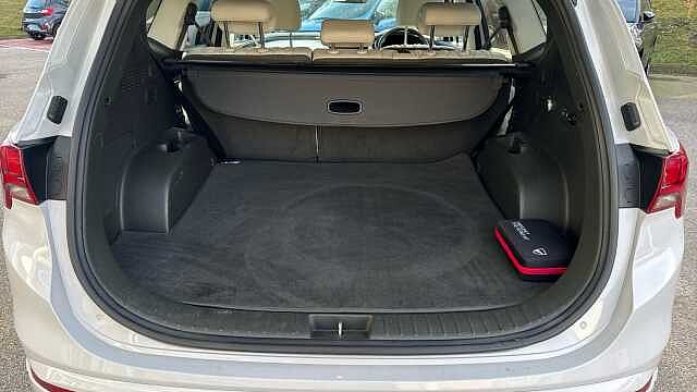 Hyundai SANTA FE 1.6 TGDi Hybrid Ultimate 5dr 4WD Auto Hybrid Estate