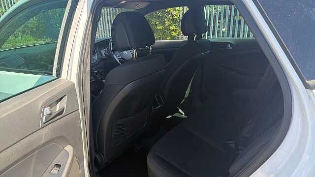 Hyundai TUCSON 1.7 CRDi Blue Drive Go SE 5dr 2WD Diesel Estate