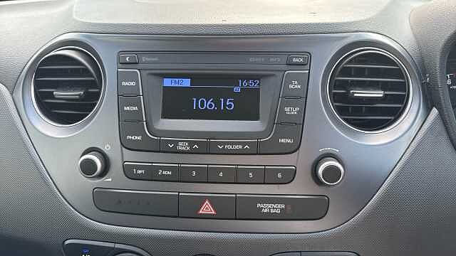 Hyundai i10 1.0 SE 5dr Petrol Hatchback